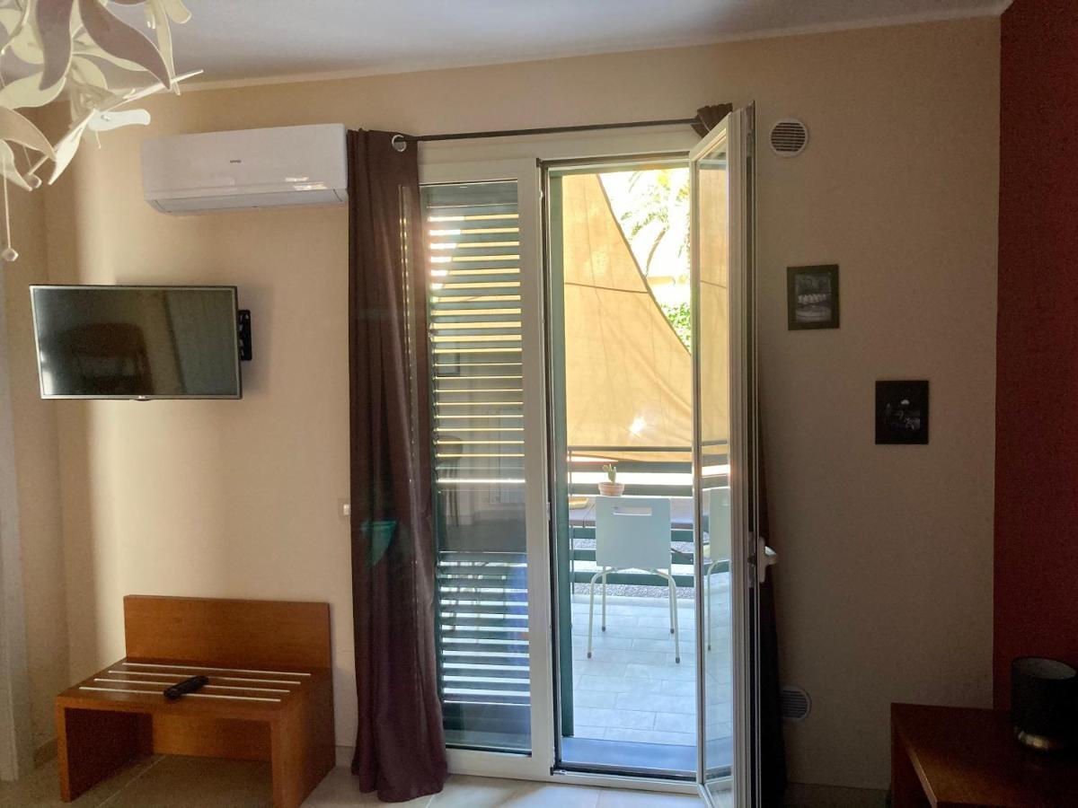 B&B Ruota Di Carretto 尼科洛西 外观 照片